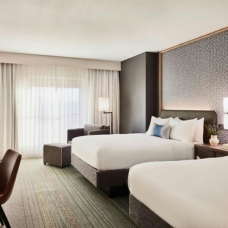 เรเนซองส์ ฟินิกซ์ เกลนเดล โฮเทล แอนด์ สปา Hotel เกล็นเดล ภายนอก รูปภาพ