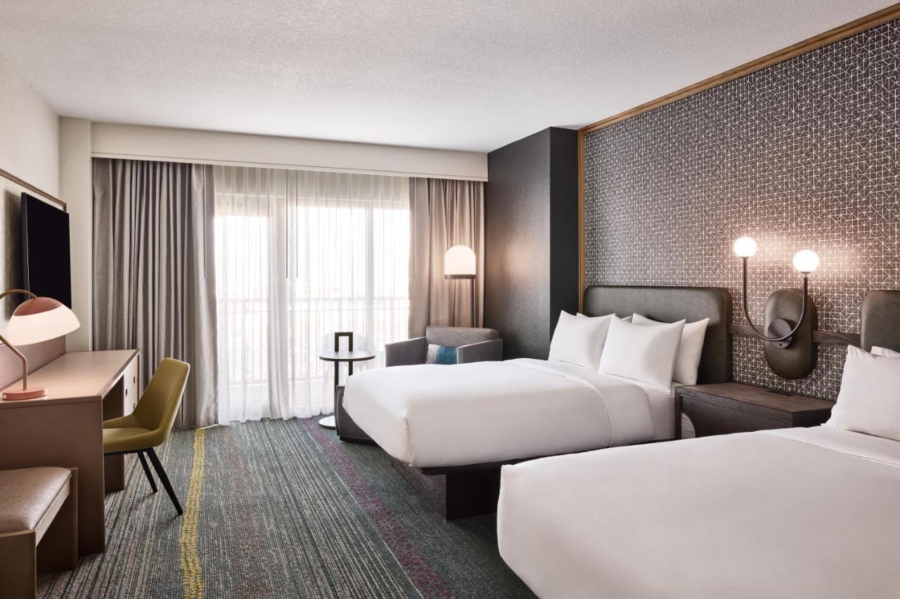 เรเนซองส์ ฟินิกซ์ เกลนเดล โฮเทล แอนด์ สปา Hotel เกล็นเดล ภายนอก รูปภาพ