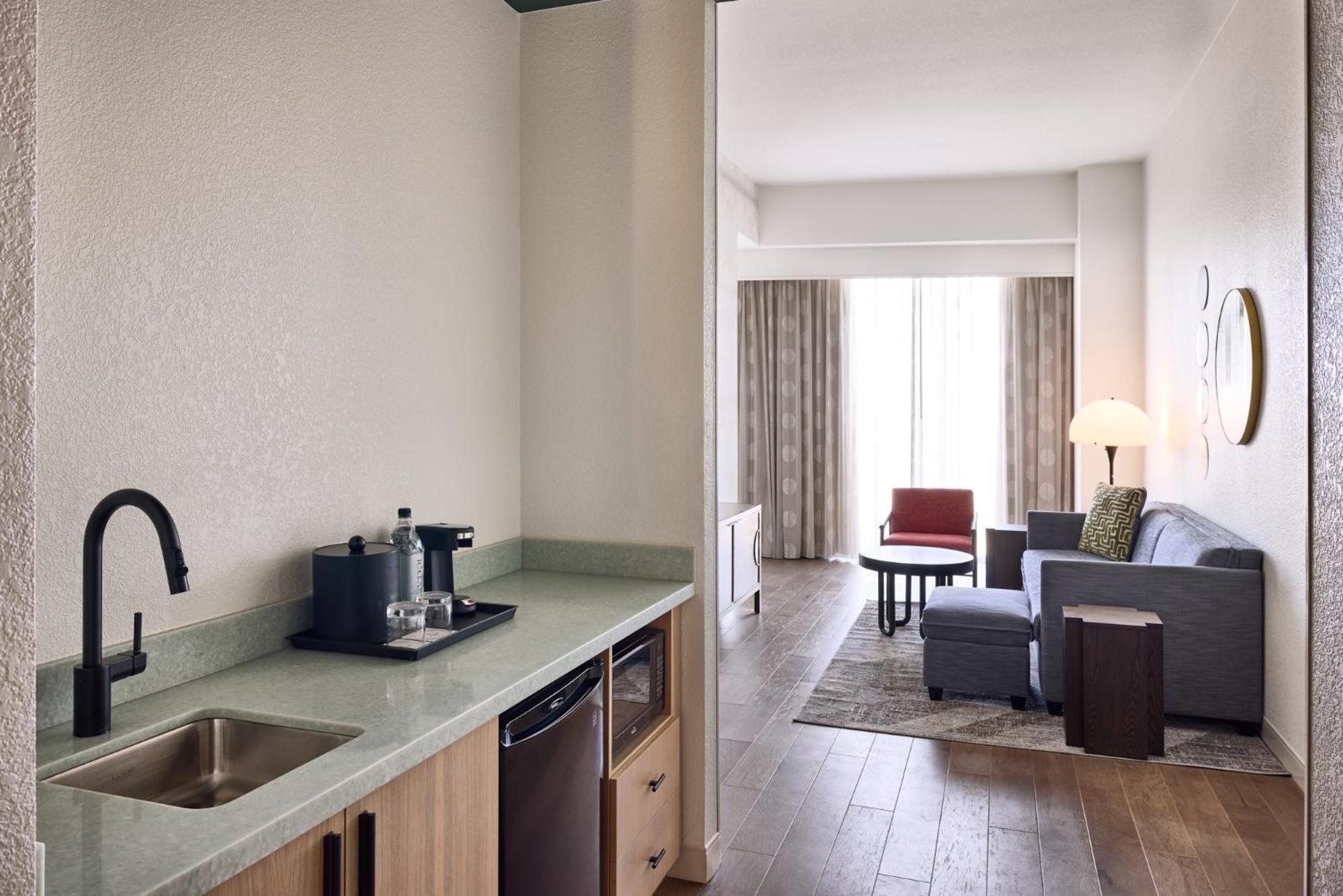 เรเนซองส์ ฟินิกซ์ เกลนเดล โฮเทล แอนด์ สปา Hotel เกล็นเดล ภายนอก รูปภาพ