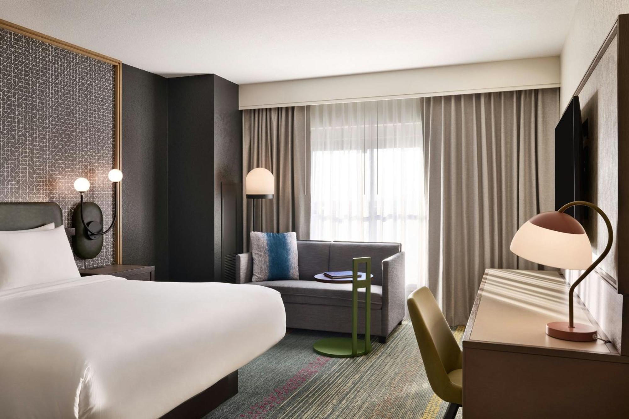 เรเนซองส์ ฟินิกซ์ เกลนเดล โฮเทล แอนด์ สปา Hotel เกล็นเดล ภายนอก รูปภาพ