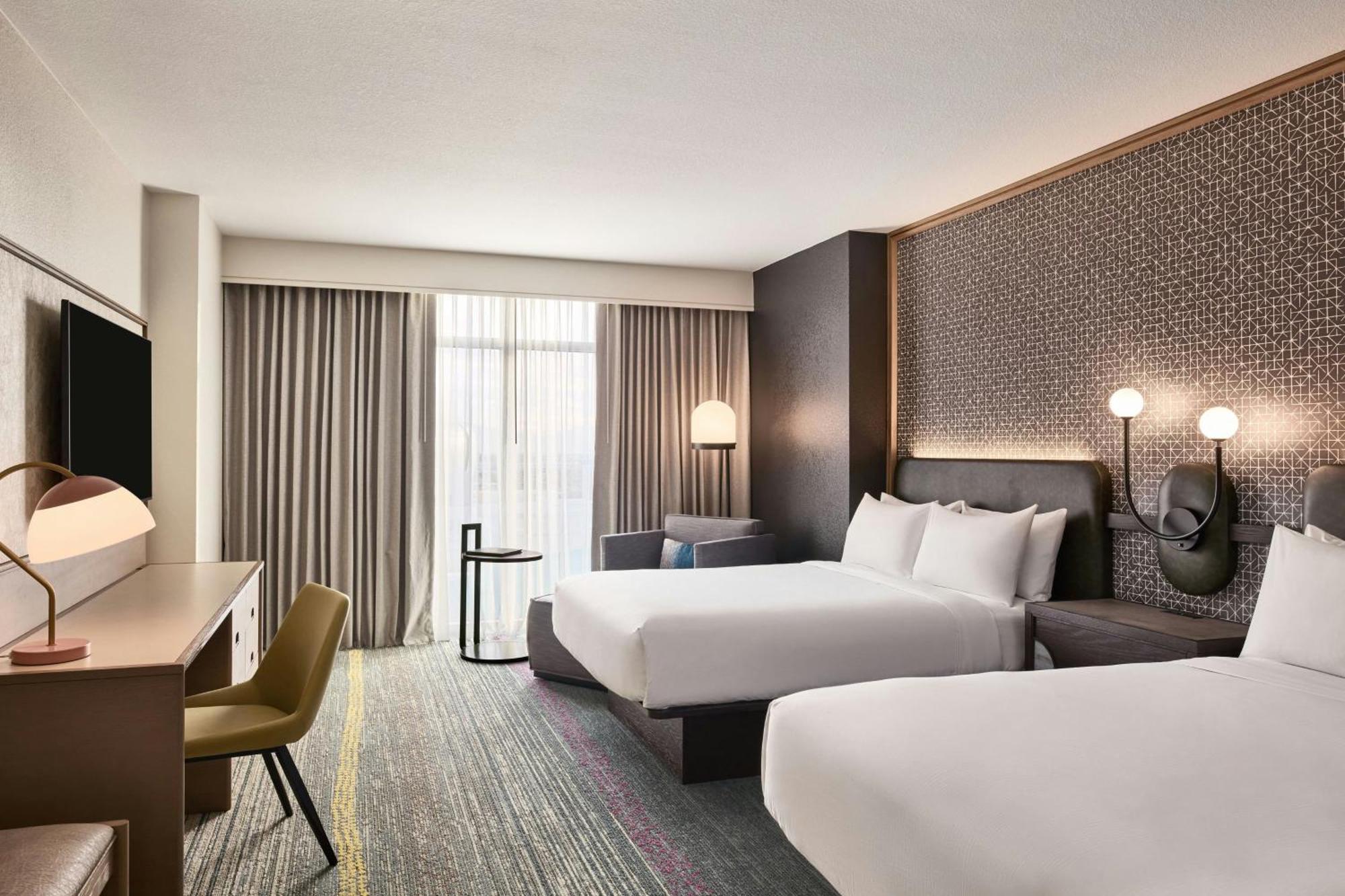 เรเนซองส์ ฟินิกซ์ เกลนเดล โฮเทล แอนด์ สปา Hotel เกล็นเดล ภายนอก รูปภาพ